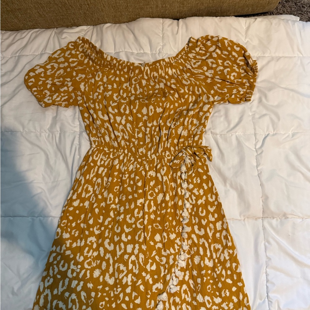 Andree Yellow and White Off-Shoulder Midi Sundress